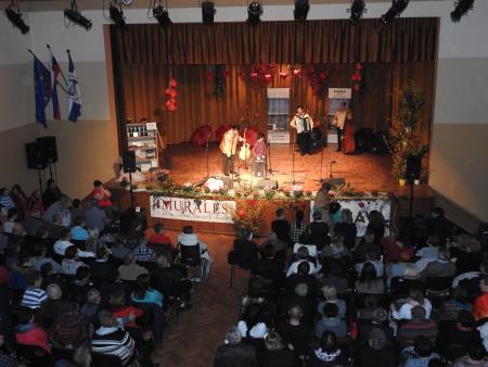 12. tradicionalni glasbeno-humoristični Valentinov koncert 98